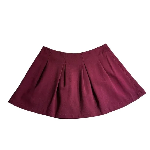 Theory Burgundy Pleated Mini Evelle Skirt Size 8 Wine Red Ponte Flared A-Line - Picture 2 of 7